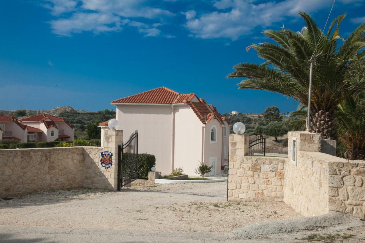 Cavaliere Houses Ликсури Екстериор снимка