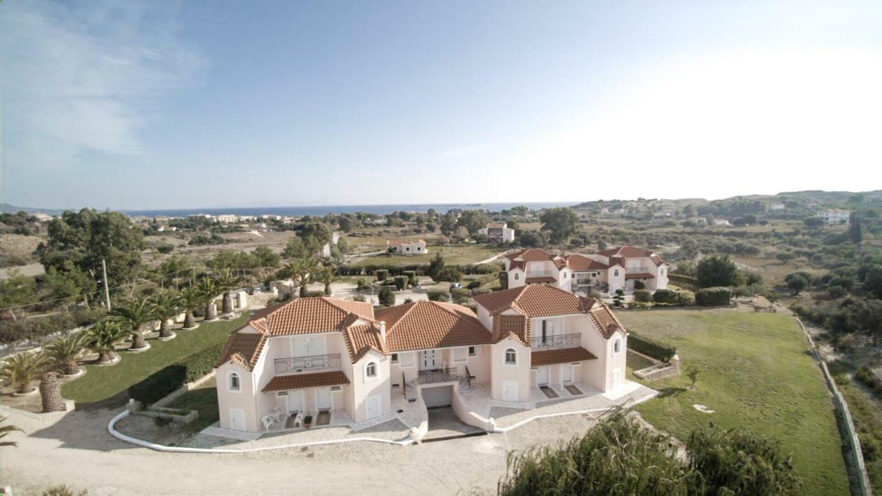 Cavaliere Houses Ликсури Екстериор снимка